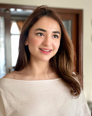 Yumna Zaidi Biography Age Instagram Husband Dramas List Sister Height Marriage